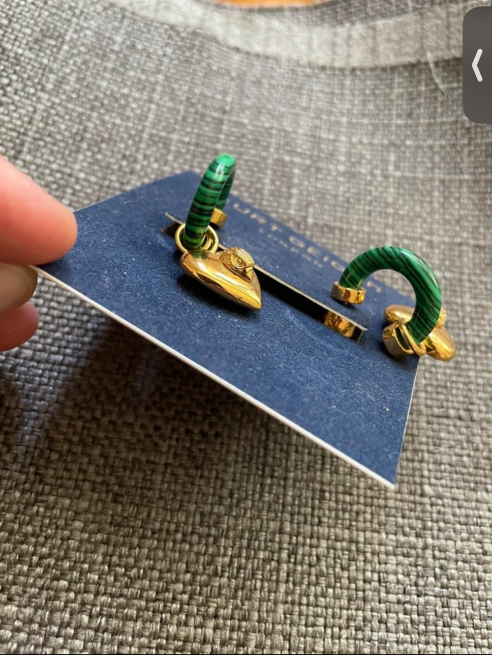 Kurt Geiger eagle heart malachite gold-tone heart post earrings - Picture 5 of 6